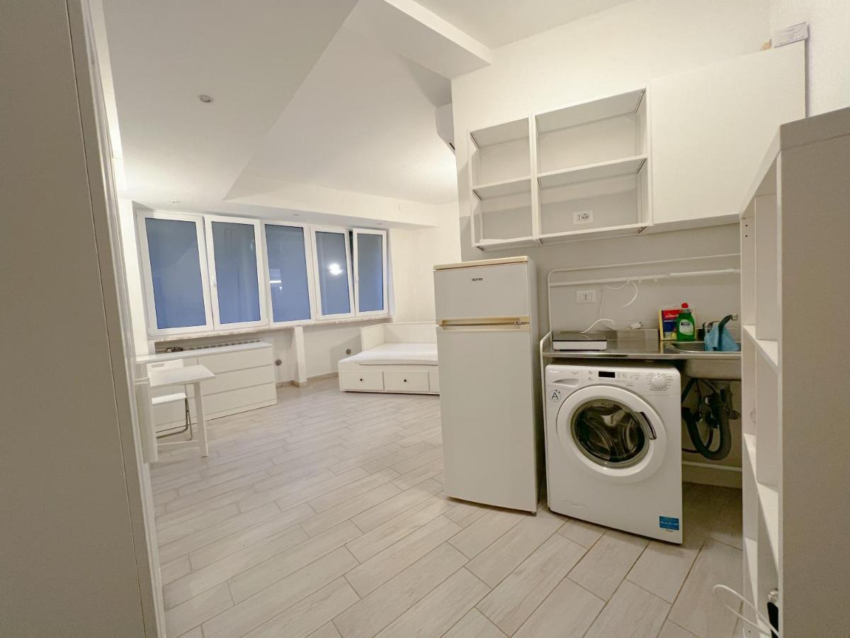 Confortable And Centrally Milan Flat Exterior foto